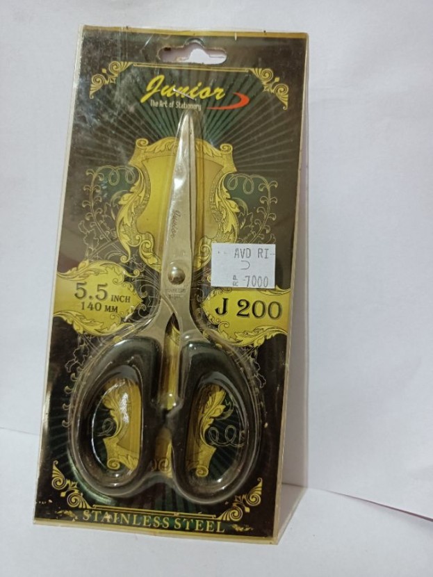 Gunting j200