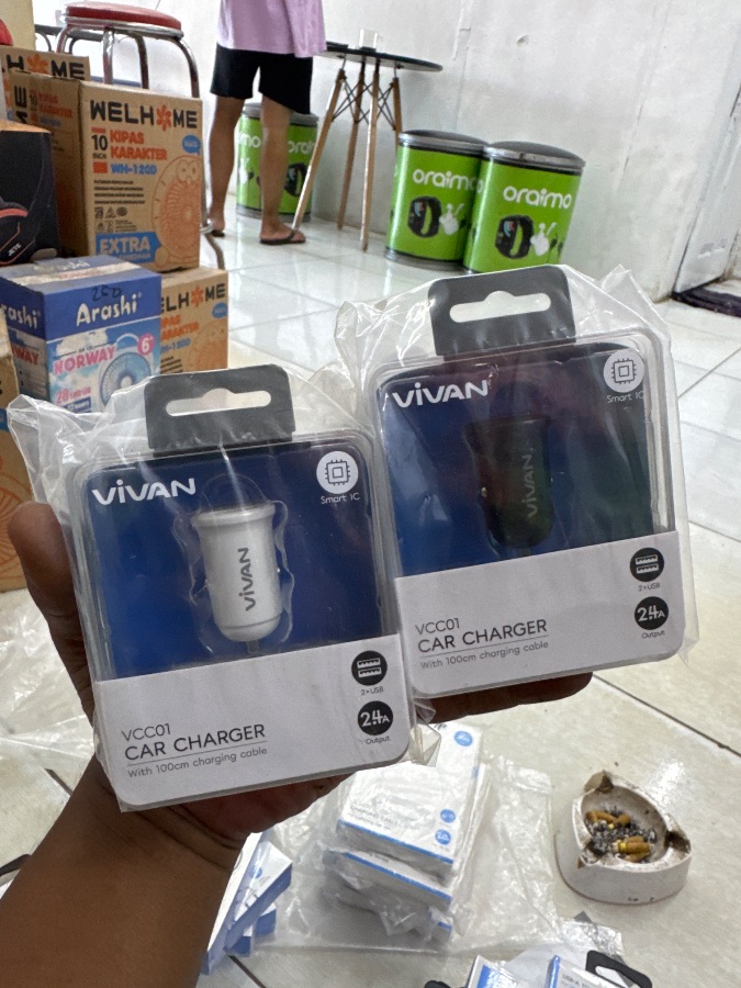 Cas Mobil VIVAN VCC01 (EE)