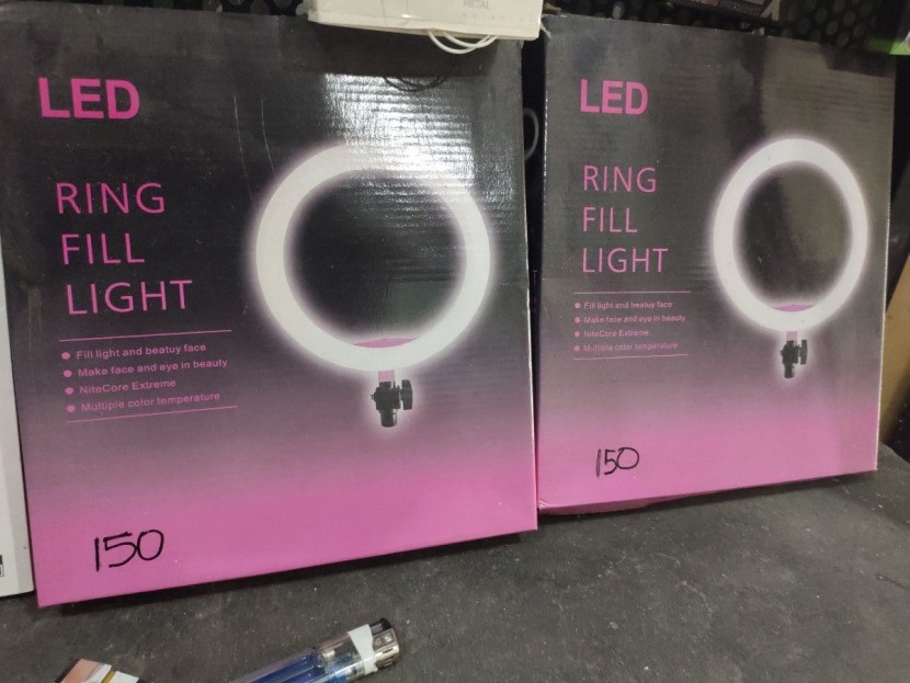 RING LIGHT BESAR