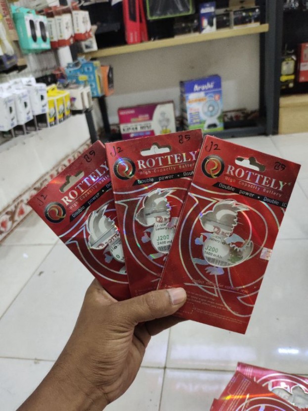 SAMSUNG J2 ROTTELY