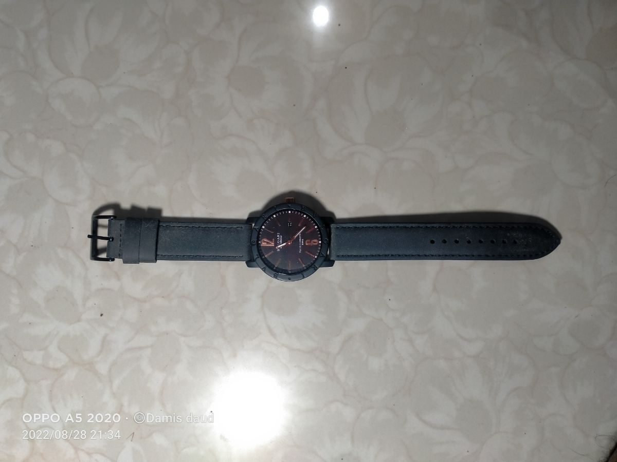 Jam bulgary tanggal