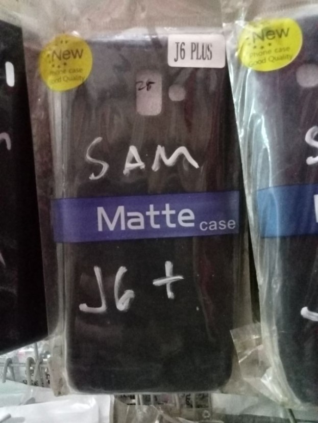 SAMSUNG J6 PLUS