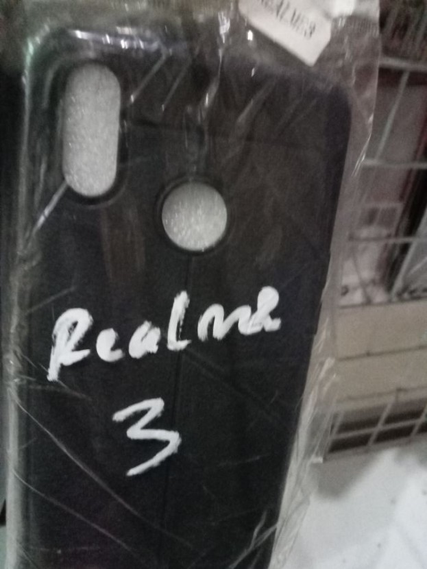 REALME 3