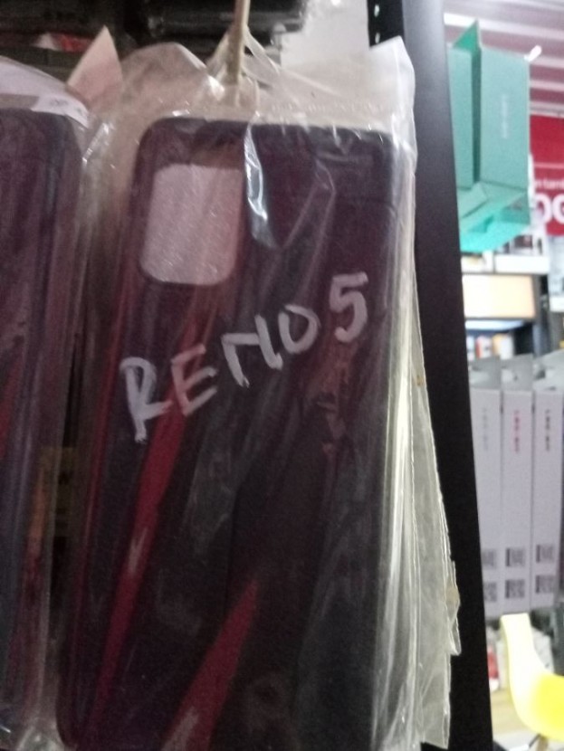 OPPO RENO 5