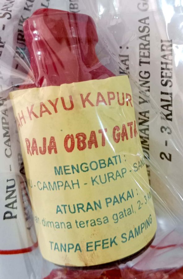 MINYAK GETAH KAPUR NAGA
