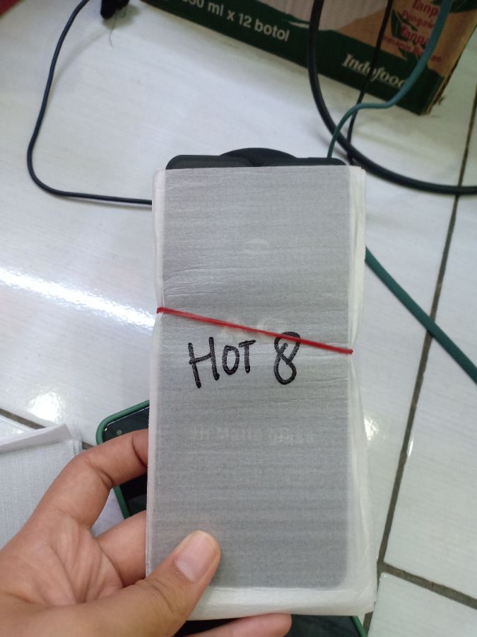 INFINIX HOT8