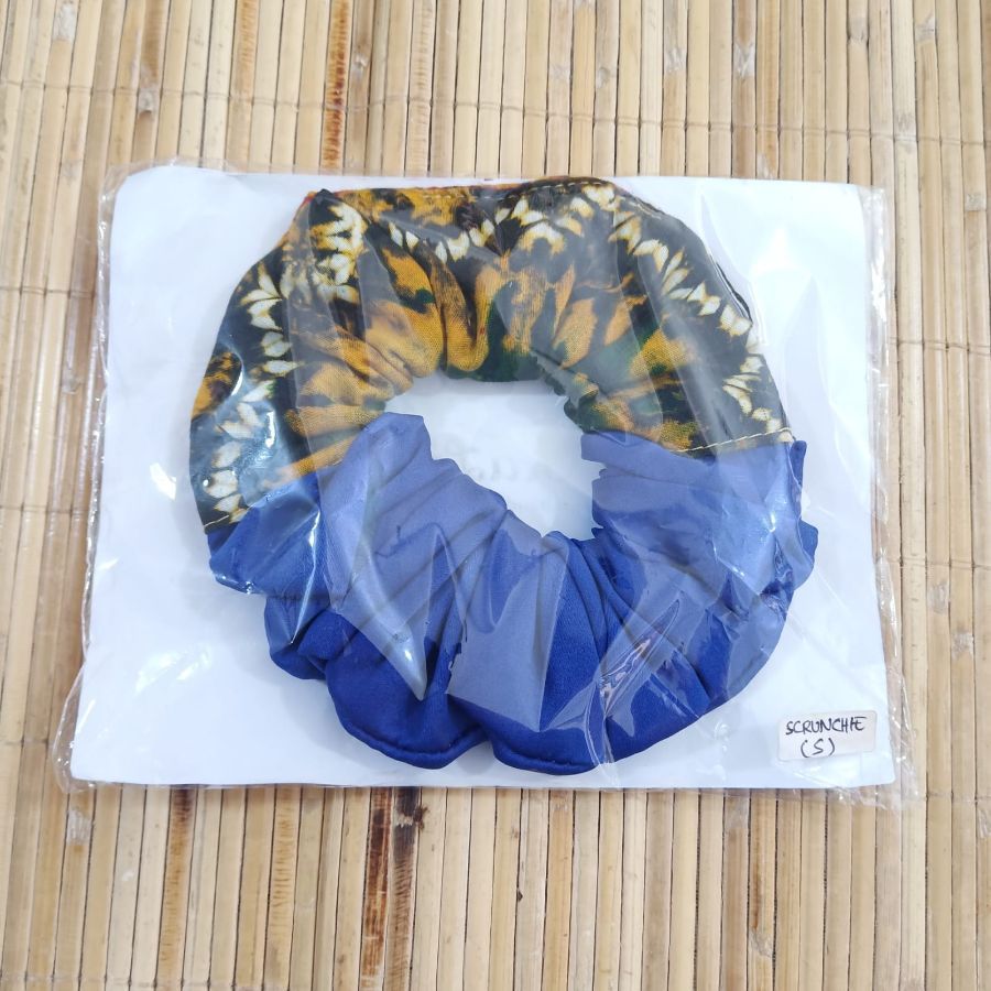 SCRUNCHIE S KHALILA