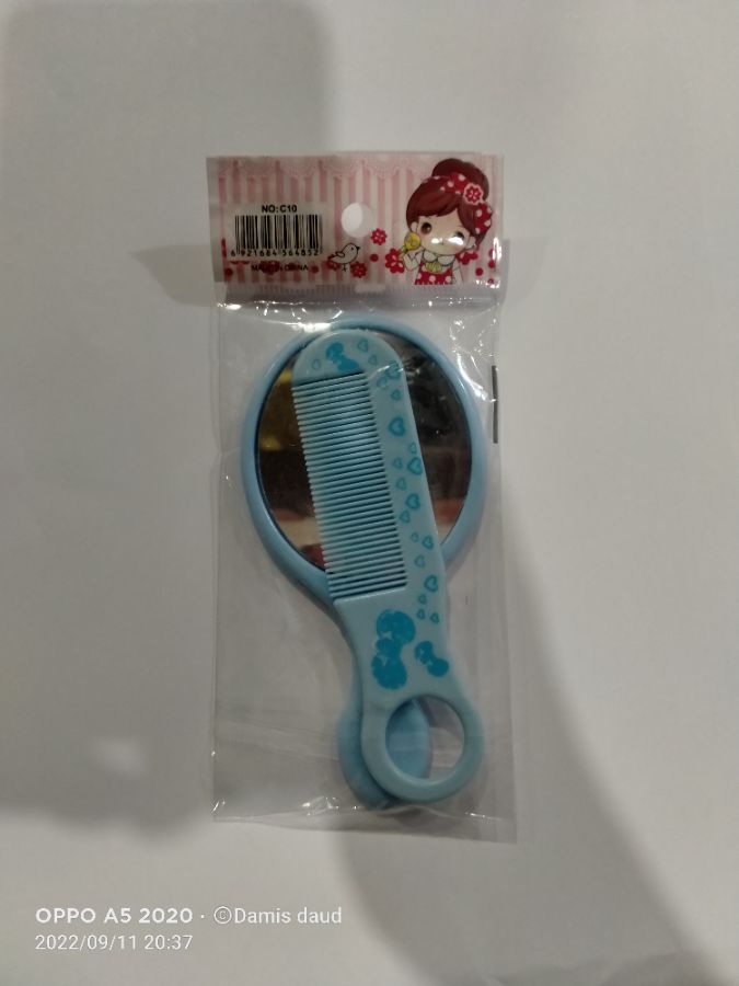 set cermin + sisir kecil