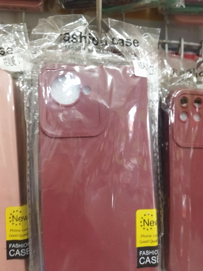 C. P warna realme c30/c30s