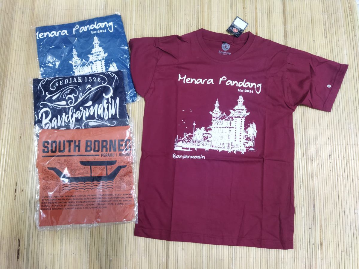 KAOS PENDEK WARNA BENGKENG