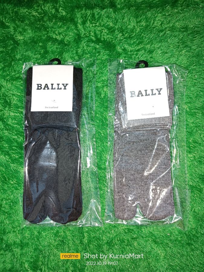 KAOS KAKI JEMPOL BALLY