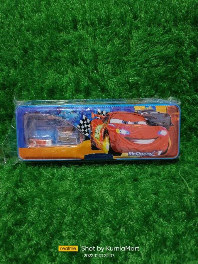 TEMPAT PENSIL SET MCQUENN
