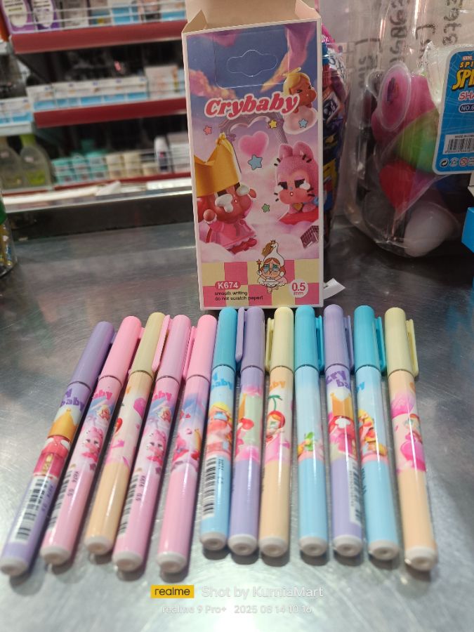 Pulpen karakter crybaby