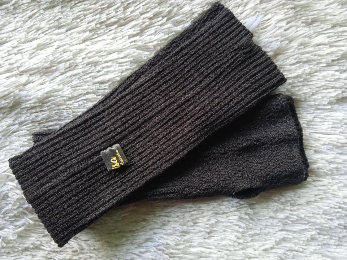 Handsock jempol rajut anisa annisa