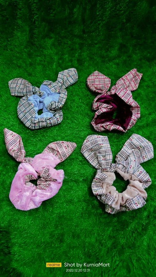 IKAT RAMBUT PITA B