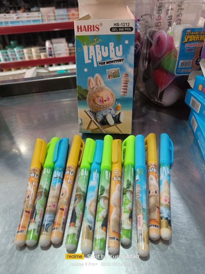 Pulpen karakter labubu