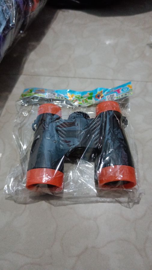MAINAN TEROPONG