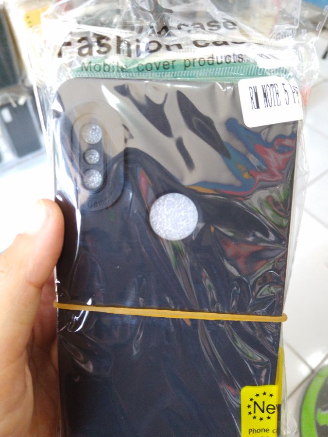 C. P Redmi Note 5 Pro