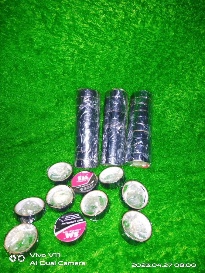 ISOLASI HITAM KECIL