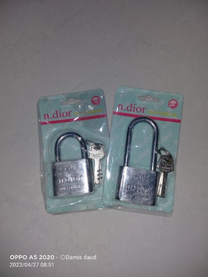 Gembok n dior