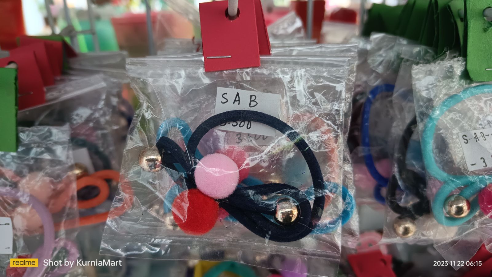 *IKAT RAMBUT WARNA