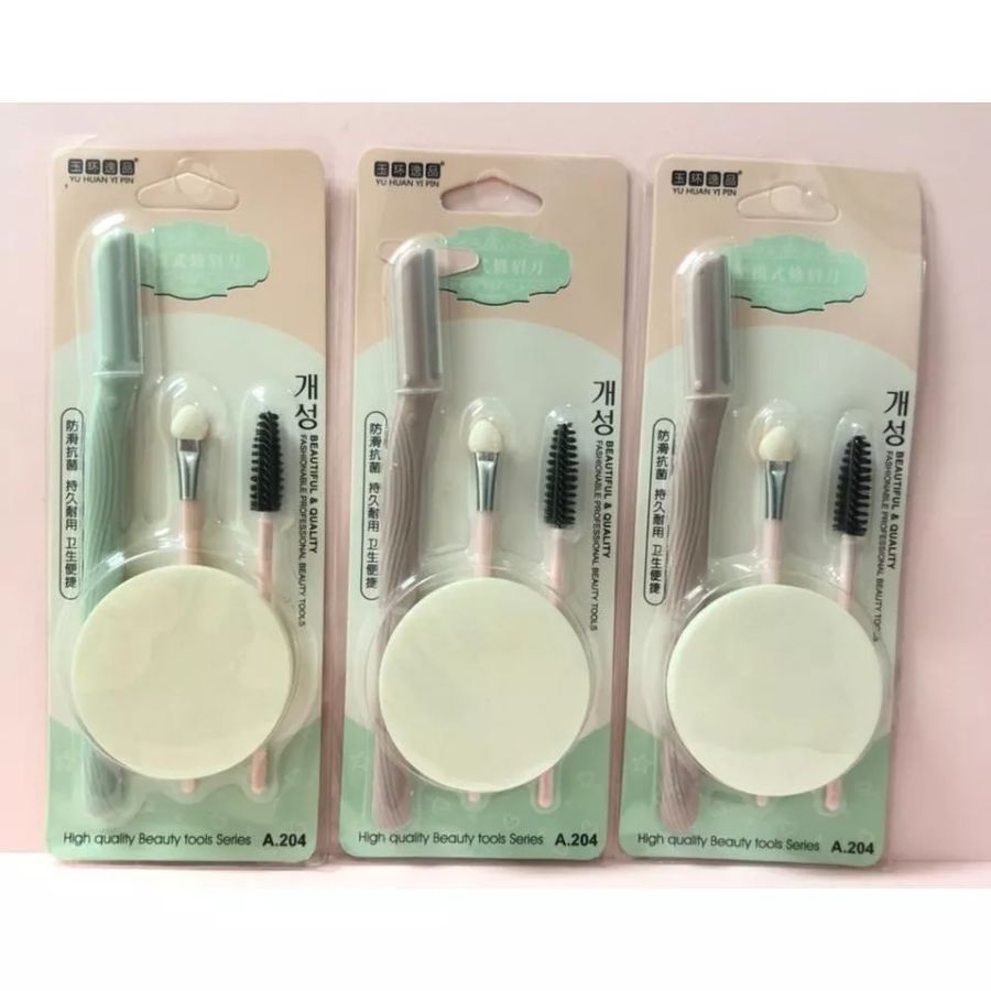 MAKEK UP SET
