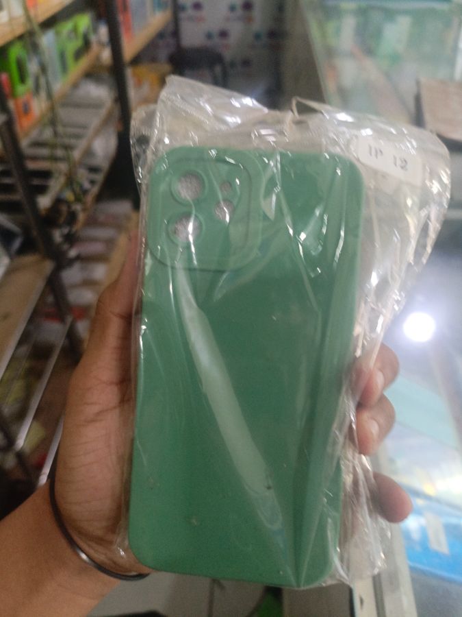 C.P IPHONE 12