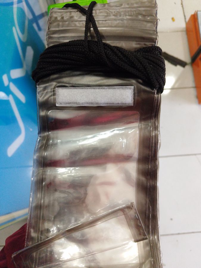 Gantungan Pouch HP Anti air