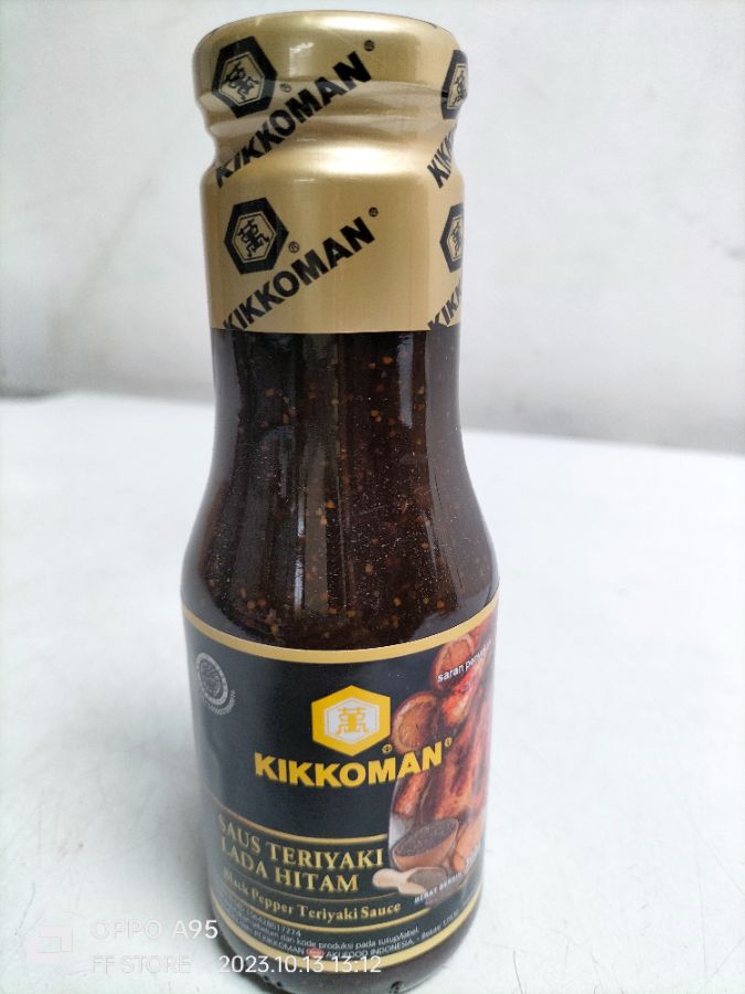 Kikkoman lada hitam