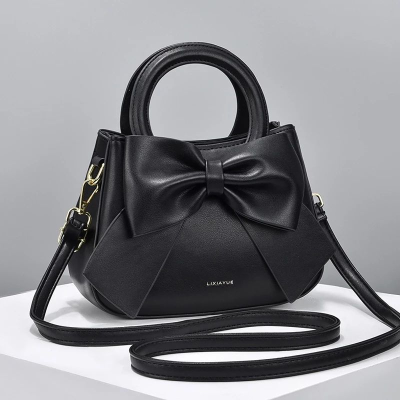 TAS MODEL PITA HITAM