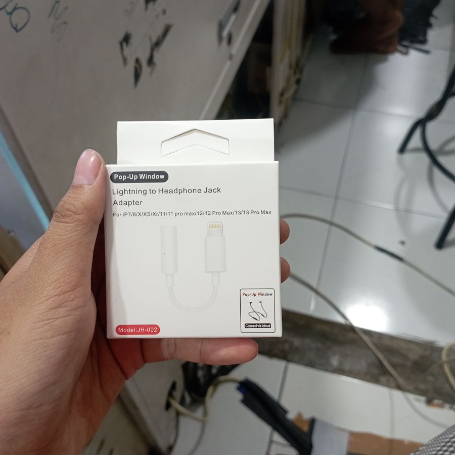 Headphone jack iphone