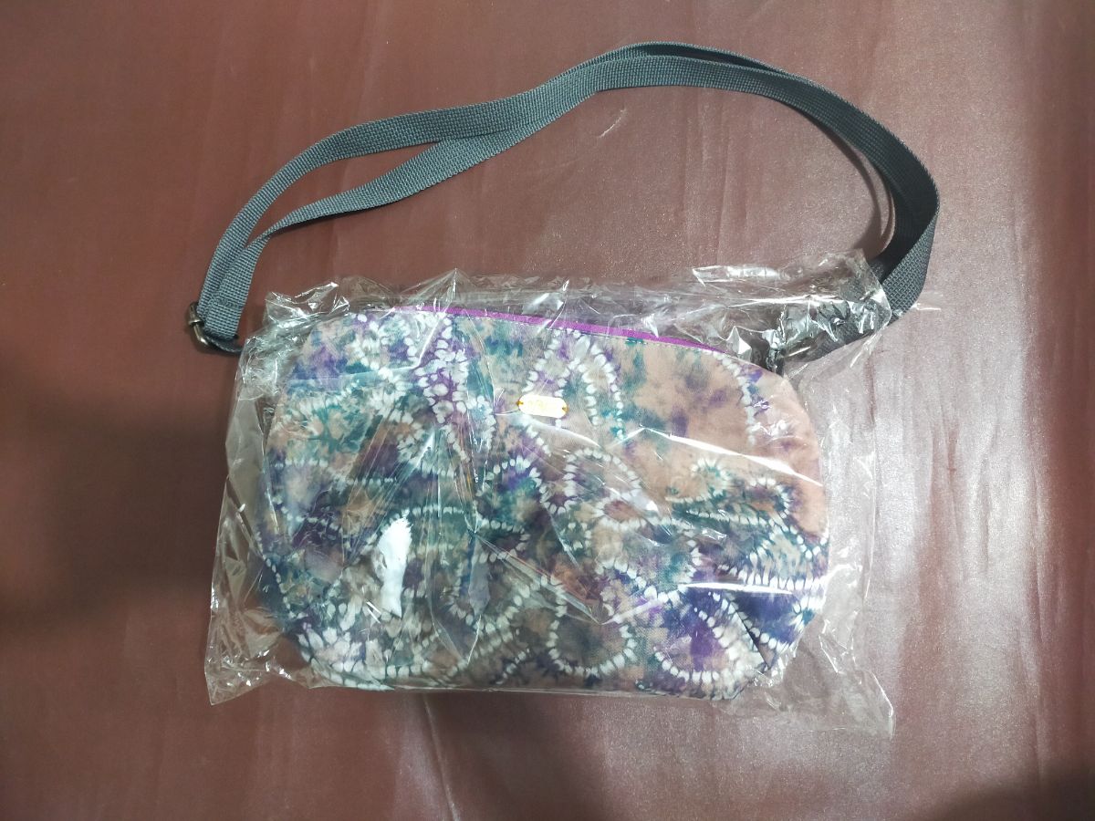 RAYYA NAZ SLINGBAG