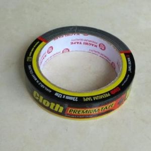 Lakban Hitam Kecil (23mmx12m)
