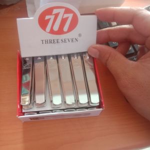 Gunting Kuku 777