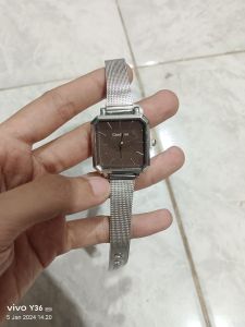 CandyCat Jam Tangan Cewek Kotak Silver