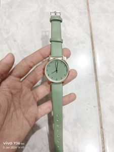 Quartz Jam Tangan Cewek Green 