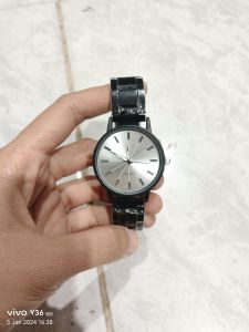 Quartz Jam Tangan Cewek Black