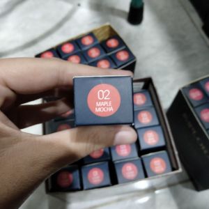 Implora Intense Matte Lipstick No.02 Maplemocha