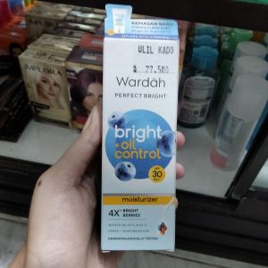 Wardah Perfect Bright + Oil Control Moisturizer 20ml