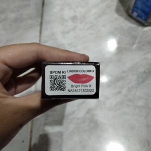Lindor Colorfix Lipstick/ Brightpink9/ 2gr