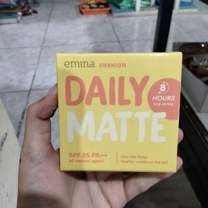 Emina Cushion Daily Matte No.W01 Light