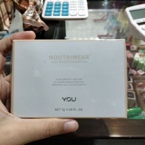 You Noutriwear Silky Pressed Foundation No.C304 Pink Nude