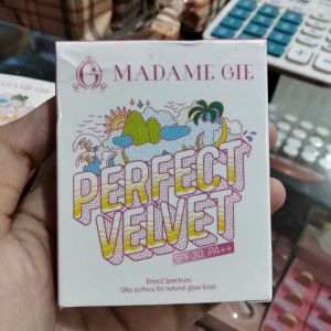 Madame Gie Perfect Velvet SPF 30 PA++ No.01
