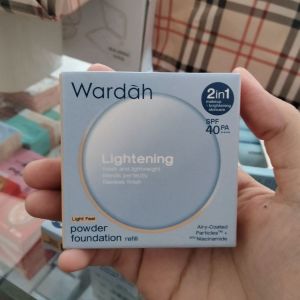 Wardah Lightening Powder Foundation Refill No.01 Golden Sand