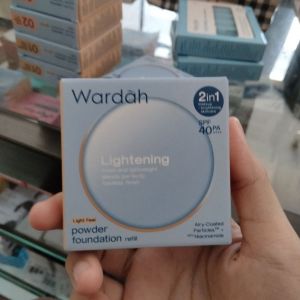 Wardah Lightening Powder Foundation Refill No.04 Neutral Sand