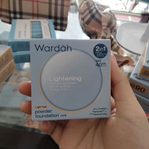 Wardah Lightening Powder Foundation Refill No.05 Warm Ivory