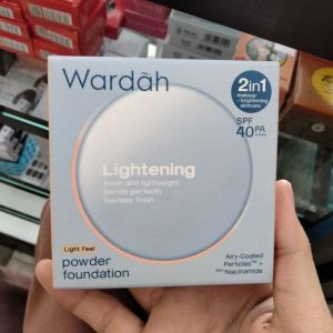 Wardah Lightening Powder Foundation No.02 Pink Beige
