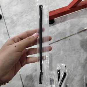 Sisir Kuas Alis