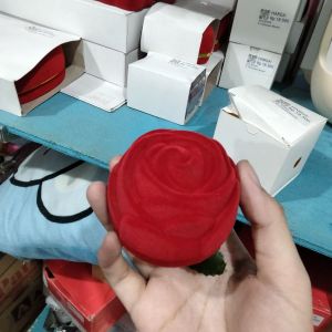 Kotak Perhiasan Mawar