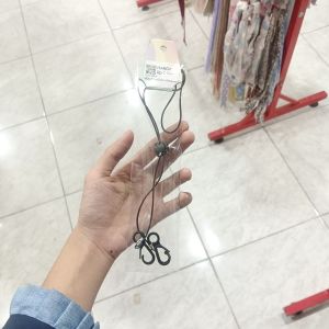 Strap Masker Polos Hitam